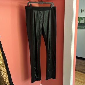 BCBG MaxAria Woman’s Contrast Black Pants